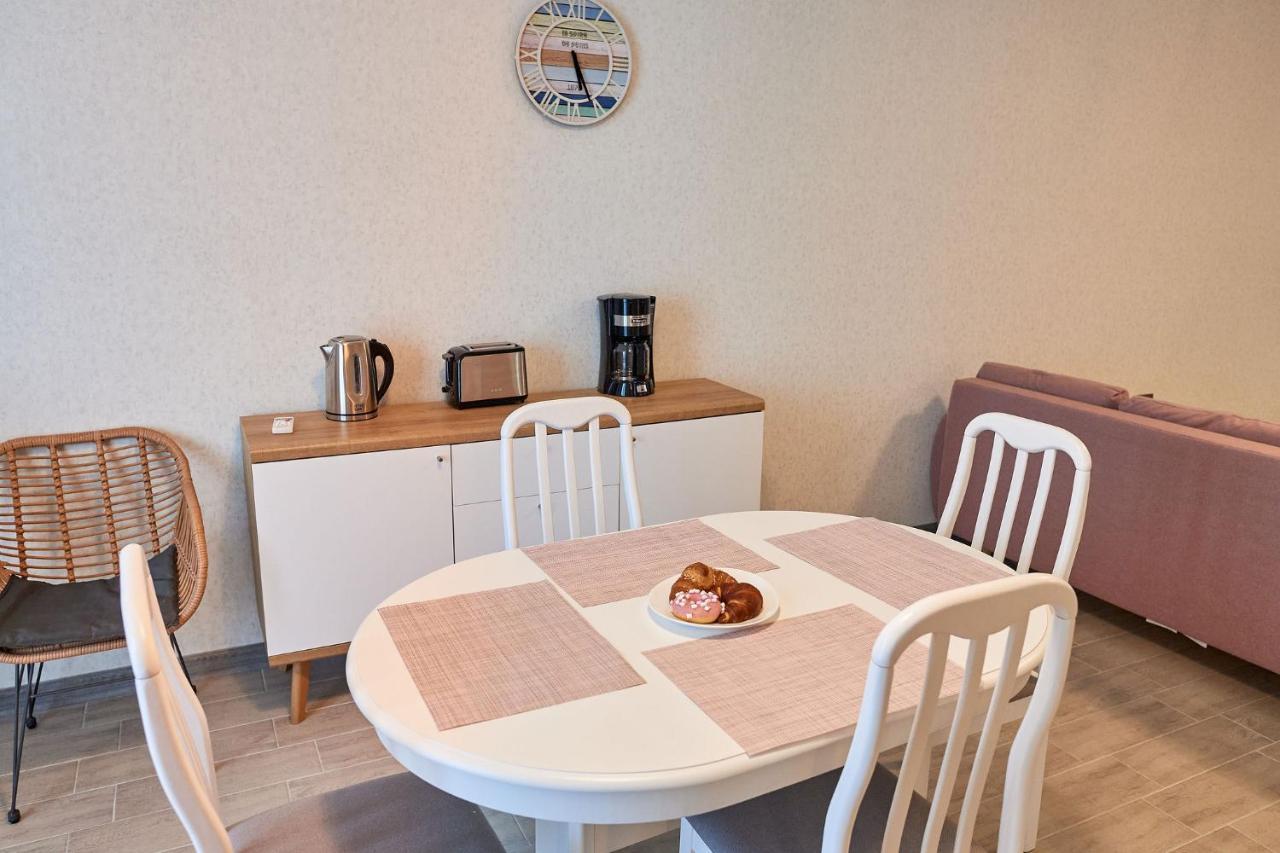 Blu Sea View Apartment - Spa Pools Beach Resort Mamaia Eksteriør bilde