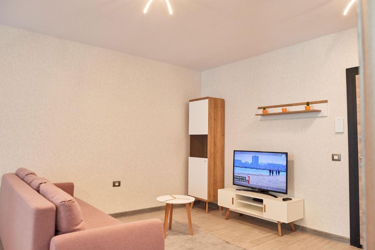 Blu Sea View Apartment - Spa Pools Beach Resort Mamaia Eksteriør bilde